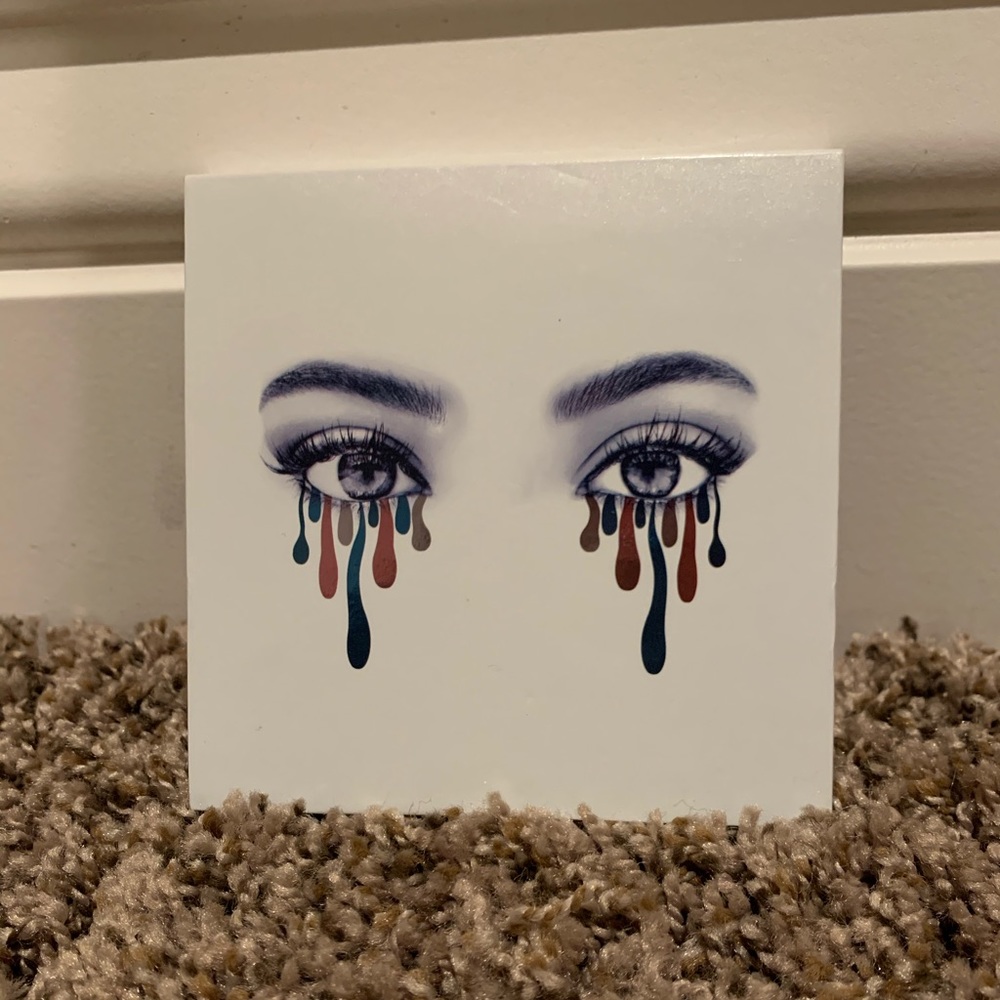 Kylie Cosmetics Blue Honey Palette 💙🍯